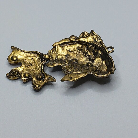 Red Golden Fish Pendant, gold color, red rhinestone, shiny crystals details - Picture 8 of 9